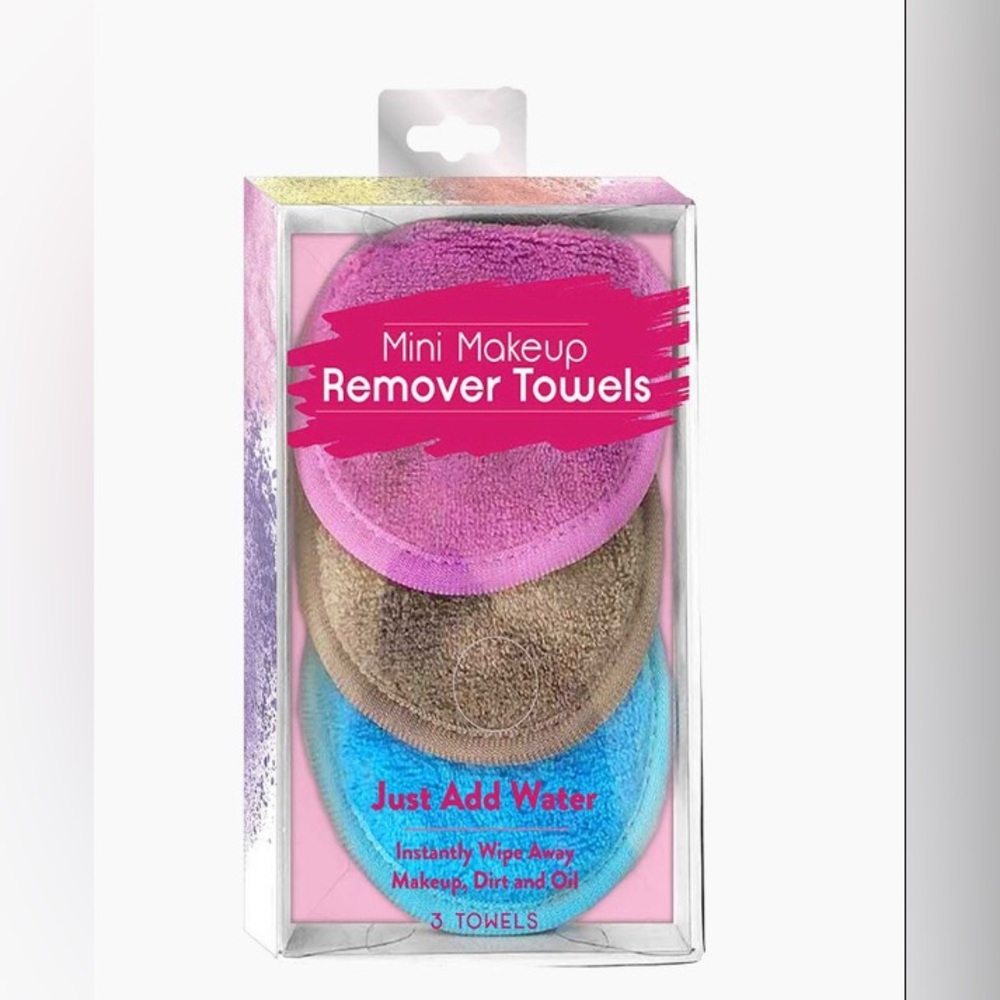 Mini Makeup Remover towels - Picture 1 of 5